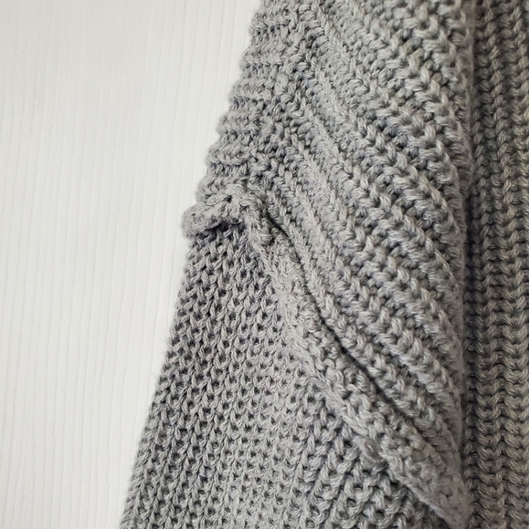 BOBI BLACK Los Angeles NWT Heather Gray Shoulder Cutout Turtleneck Sweater Sz M - Picture 8 of 16